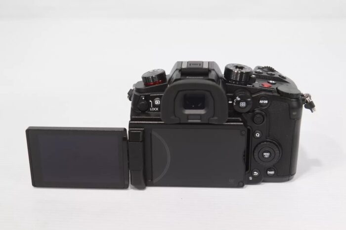 panasonic lumix gh6 mirrorless camera | 25.2mp | body only - Image 5